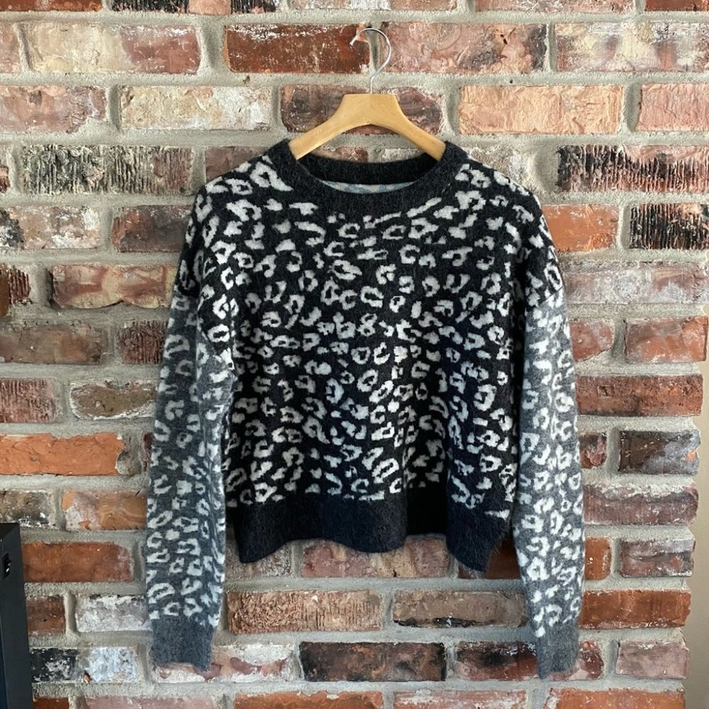 All Saints Leya Crew Neck Animal Print Crop Sweater Wool Mohair Blend Medium - Picture 3 of 7